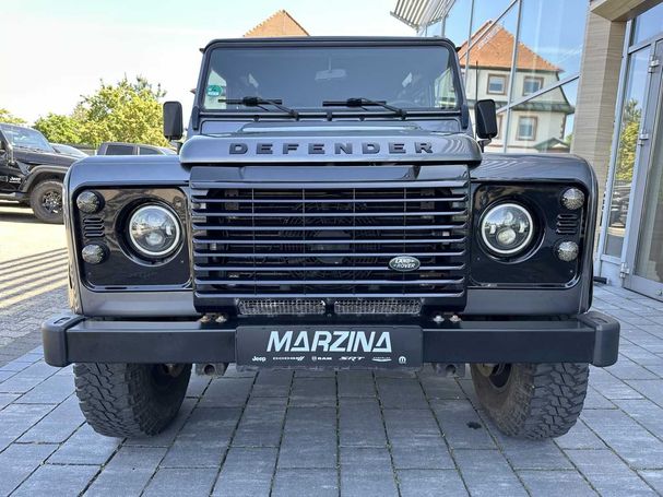 Land Rover Defender 110 TD 90 kW image number 4