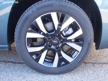 Car image 29