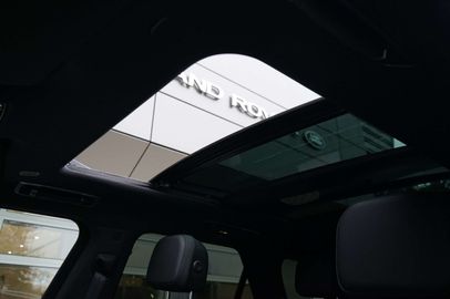 Car image 36