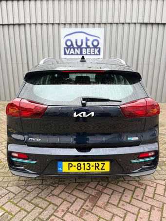 Kia Niro 64 kWh 150 kW image number 6