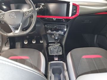 Car image 15