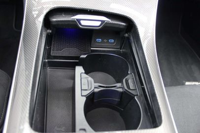 Car image 37