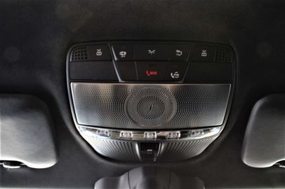 Car image 41