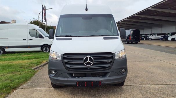 Mercedes-Benz Sprinter 317 CDI RWD 125 kW image number 2