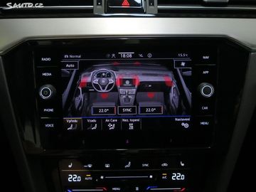 Car image 28