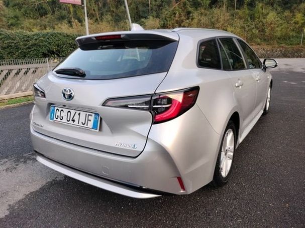 Toyota Corolla 1.8 Hybrid Touring Sports 90 kW image number 6