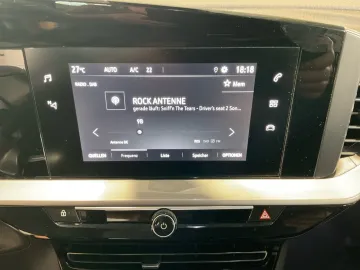 Car image 28