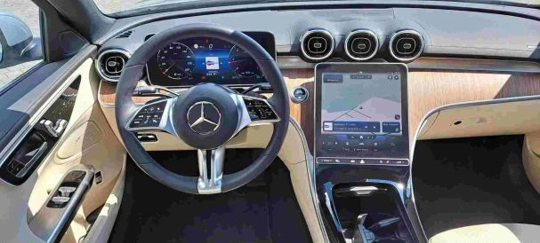 Mercedes-Benz C 220 d 4Matic 9G-Tronic 147 kW image number 11