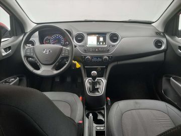 Car image 12