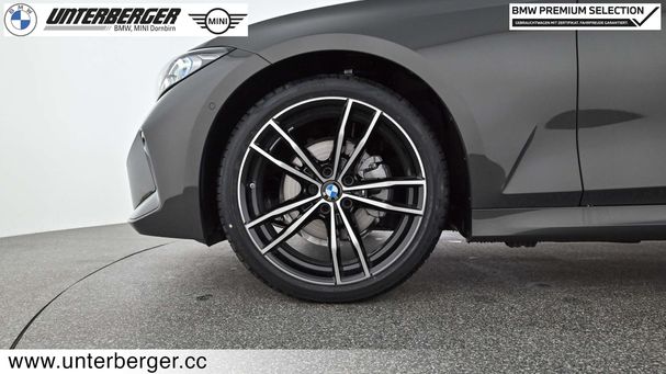 BMW 320d Touring xDrive 140 kW image number 8