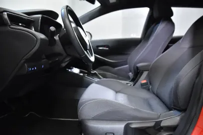 Car image 23
