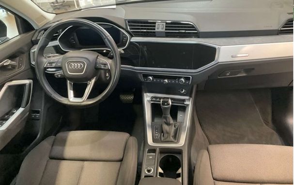 Audi Q3 45 TFSIe S tronic 180 kW image number 4