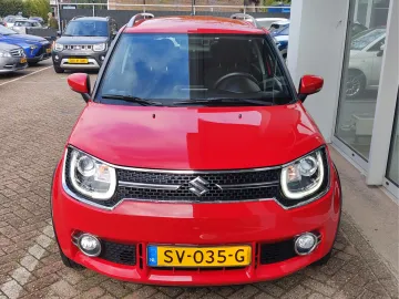 Car image 4