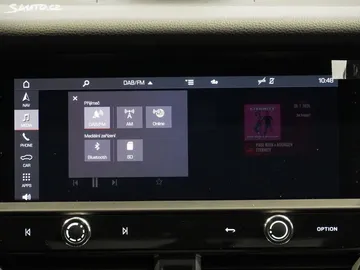 Car image 28