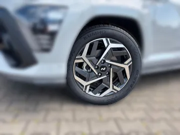 Car image 20
