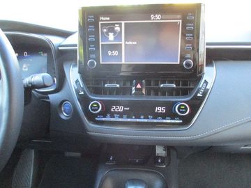 Car image 12