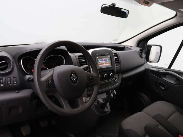 Renault Trafic Grand dCi 120 88 kW image number 4