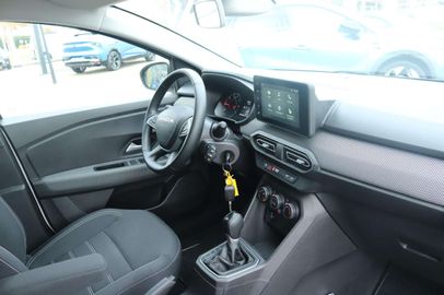 Car image 21