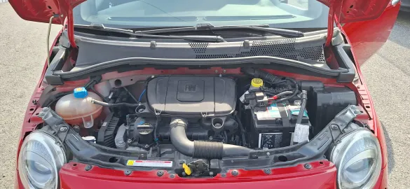 Car image 18