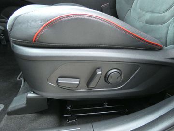 Car image 31