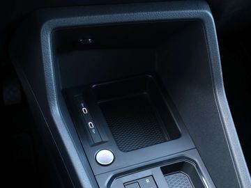 Car image 41