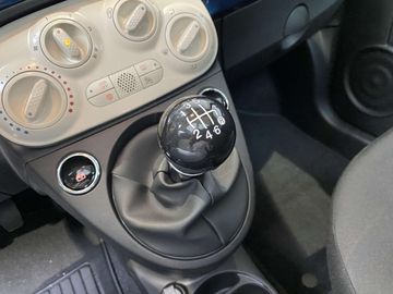 Car image 32