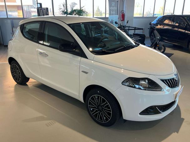 Lancia Ypsilon 51 kW image number 8