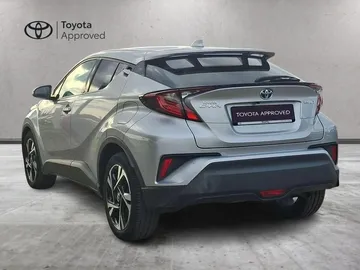 Car image 2