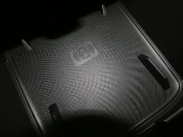 Car image 23