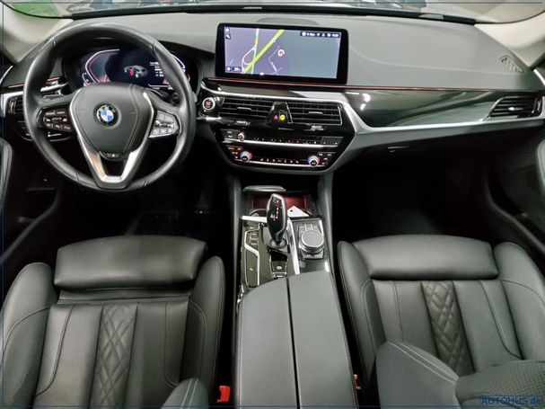 BMW 520d Touring 140 kW image number 5