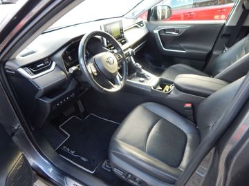 Car image 10