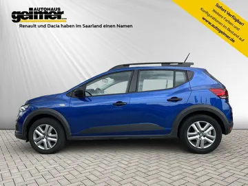 Car image 4