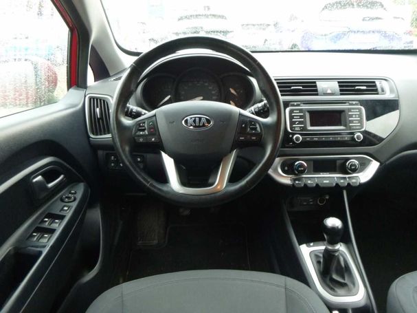 Kia Rio 1.2 ISG Uefa Euro 2016 62 kW image number 9