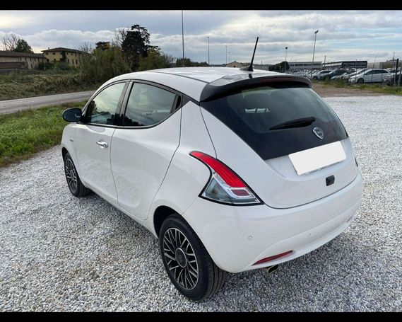 Lancia Ypsilon 51 kW image number 5