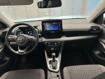 Car image 12