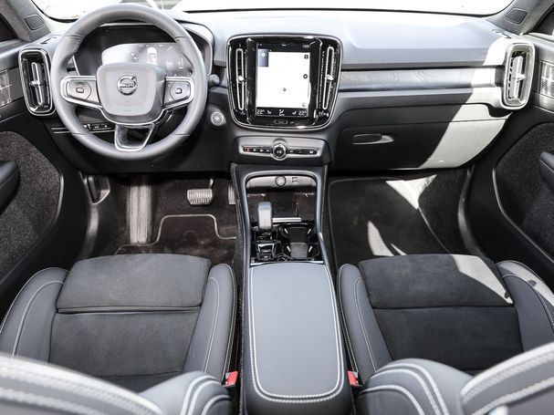 Volvo XC40 T5 Plus 192 kW image number 3