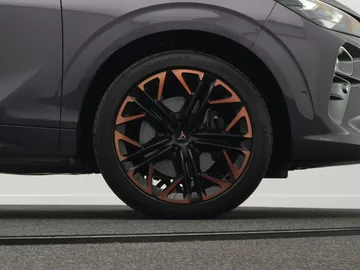 Car image 50