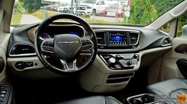 Chrysler Pacifica 210 kW image number 17