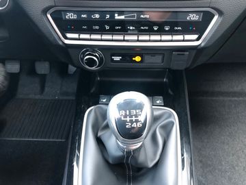 Car image 23