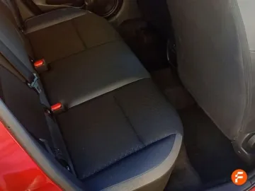 Car image 31