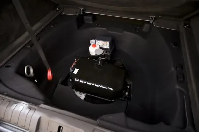 Car image 33