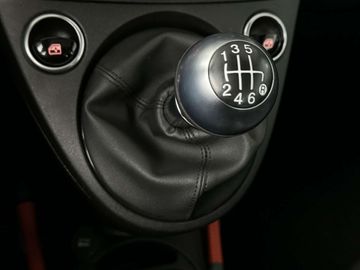 Car image 38