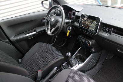 Car image 13