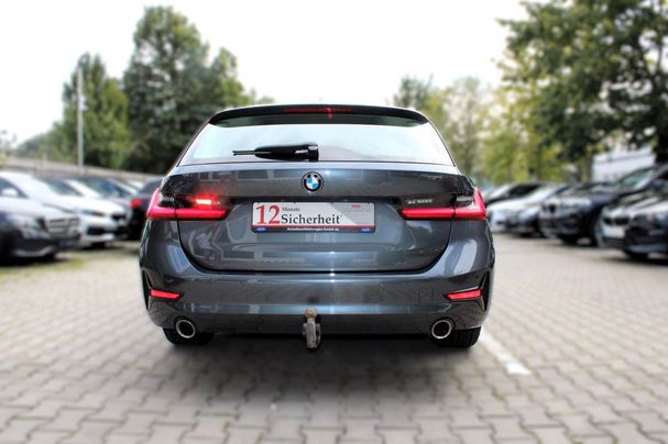 BMW 320d Touring 140 kW image number 8