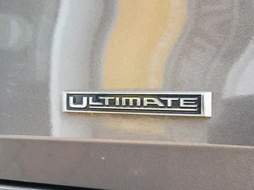 Car image 34