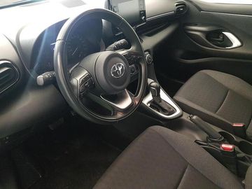 Car image 10