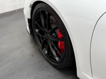 Car image 35