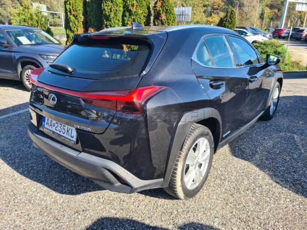 Lexus UX 250h 135 kW image number 4