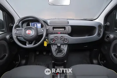 Car image 4