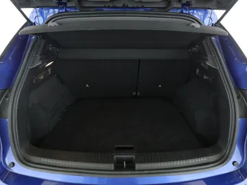 Car image 33